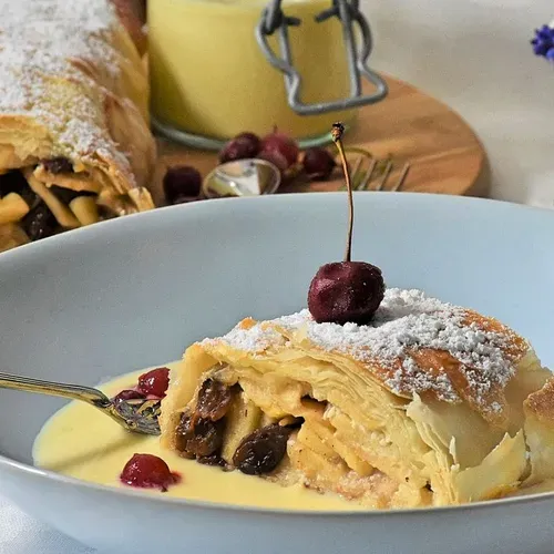 Hausgemachter Apfelstrudel